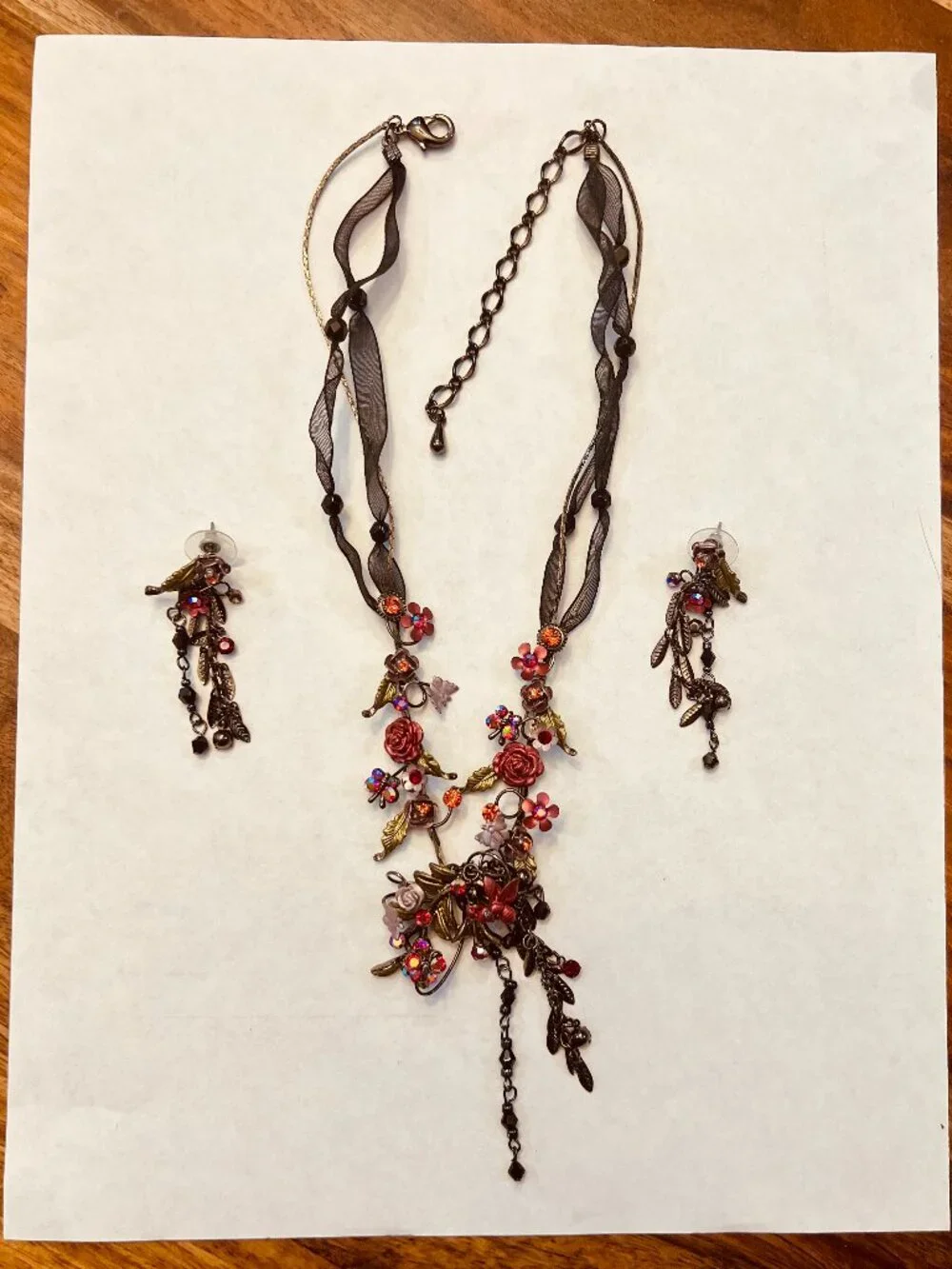 Black and Pink Austrian Crystal Flower Necklace and Earrings Set - Picture 1 of 5
